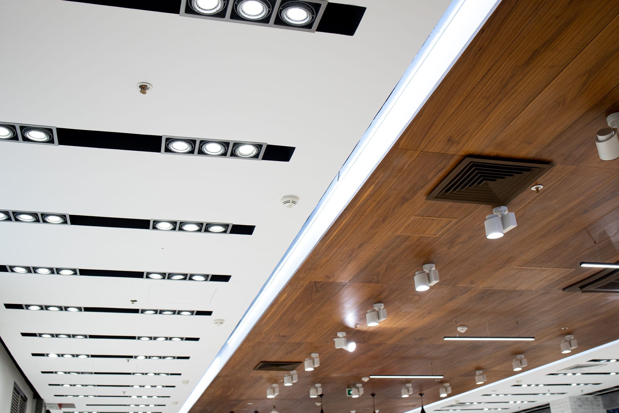 Retail lighting